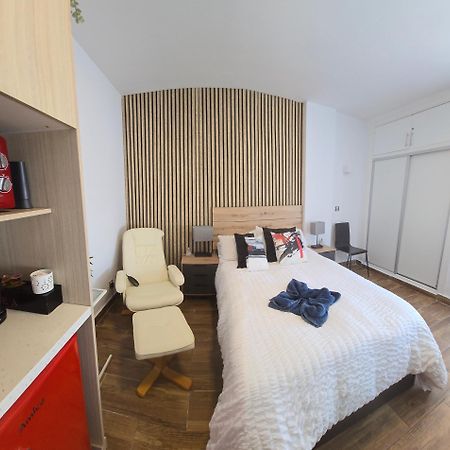 Namaste Modern Elegance City Center Apartment By Namaste Elite Торремолинос Экстерьер фото