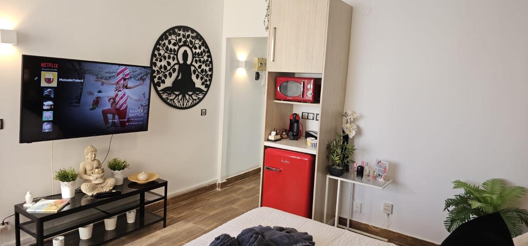 Namaste Modern Elegance City Center Apartment By Namaste Elite Торремолинос Экстерьер фото