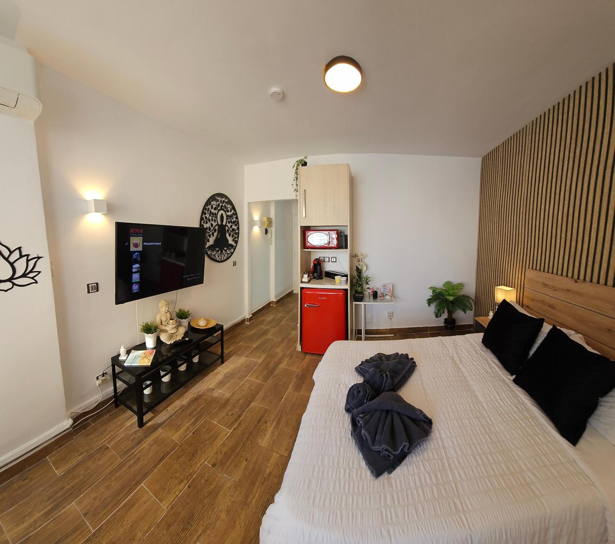 Namaste Modern Elegance City Center Apartment By Namaste Elite Торремолинос Экстерьер фото